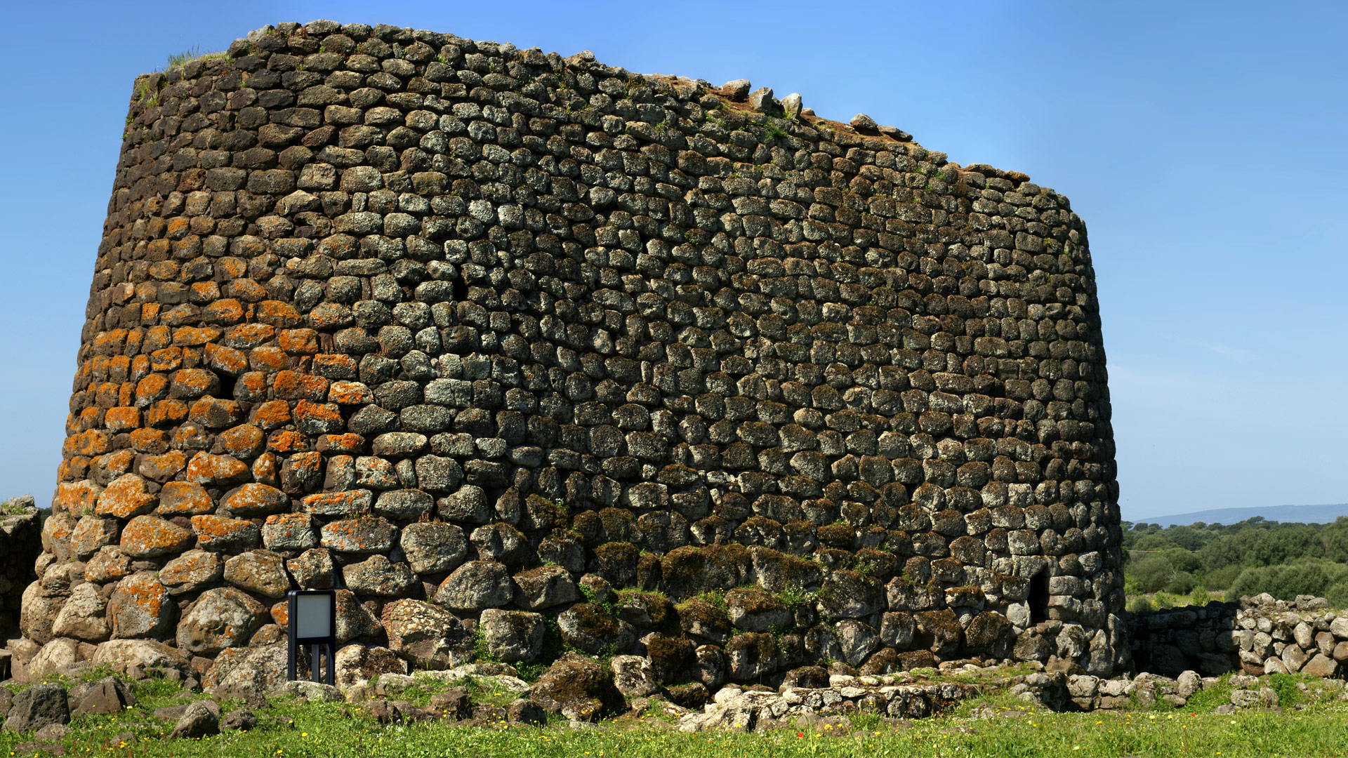 Nuraghi Losa, Sardegna